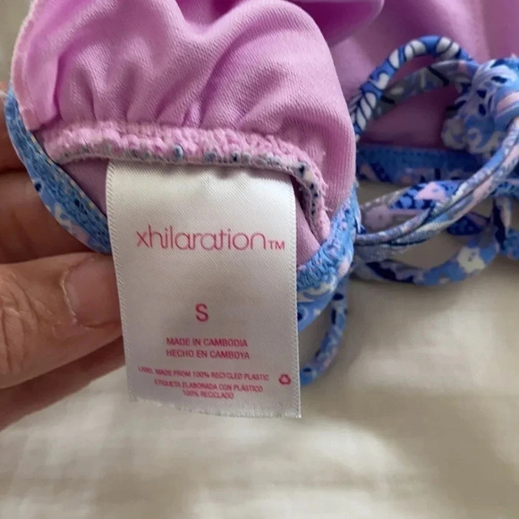 Xhilaration Blue bikini bathing suit top size small - Picture 5 of 5